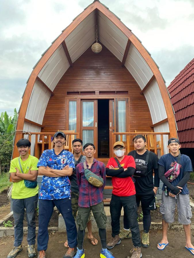 Family Rinjani Bungalow Sajang Exteriör bild