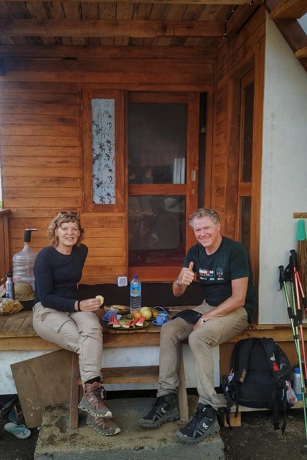 Family Rinjani Bungalow Sajang Exteriör bild