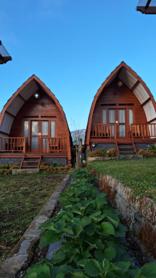 Family Rinjani Bungalow Sajang Exteriör bild