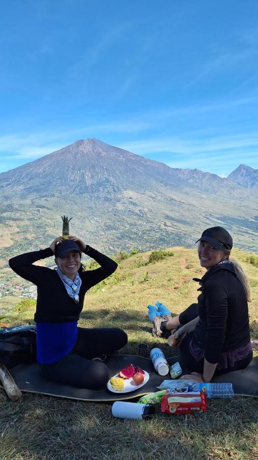 Family Rinjani Bungalow Sajang Exteriör bild